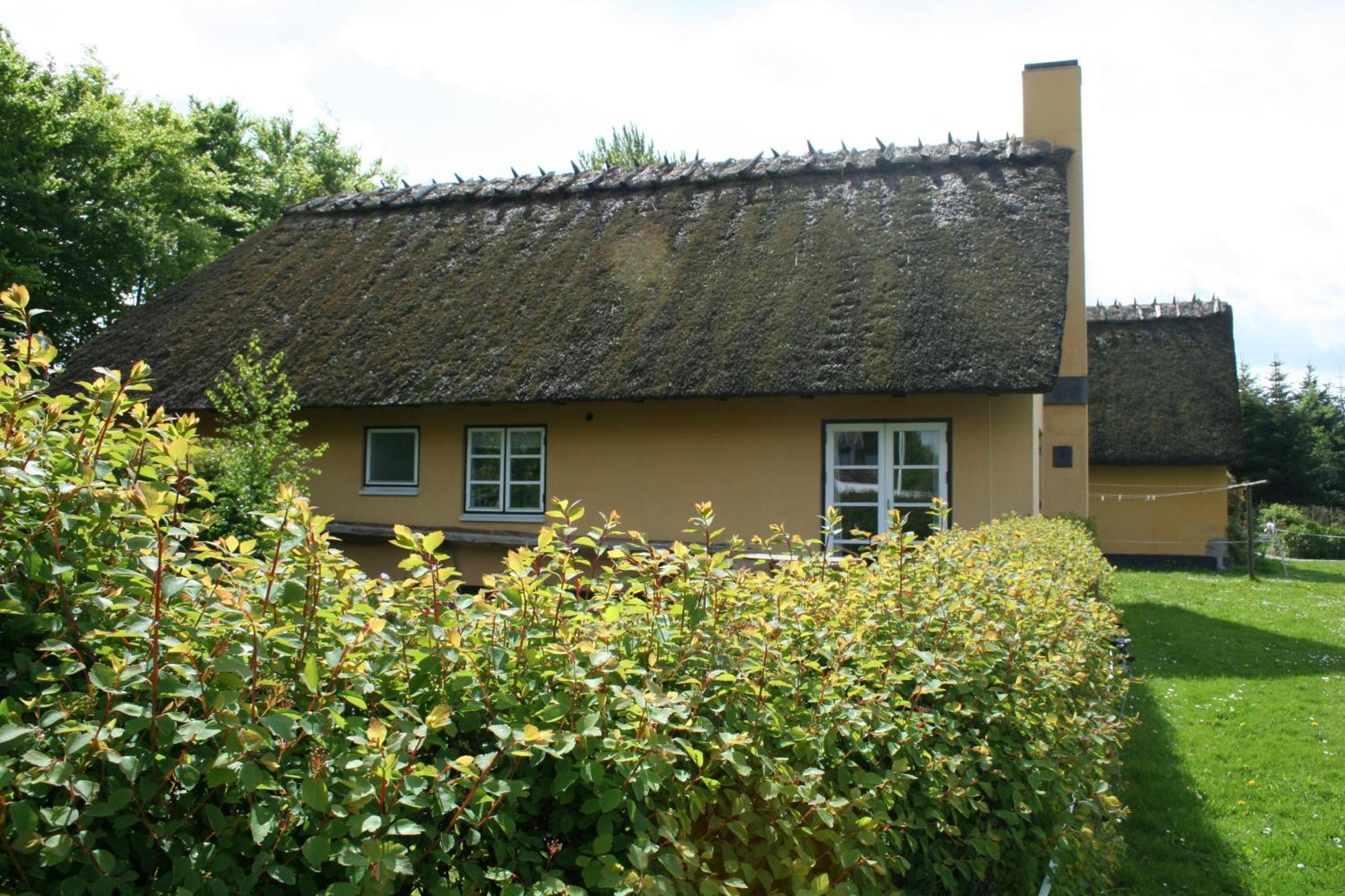 Grastenhus Guesthouse Thuro By Экстерьер фото